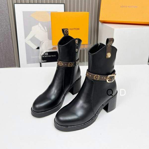 Picture of Louis Vuitton Shoes _SKULVsz35-40GDT090712372